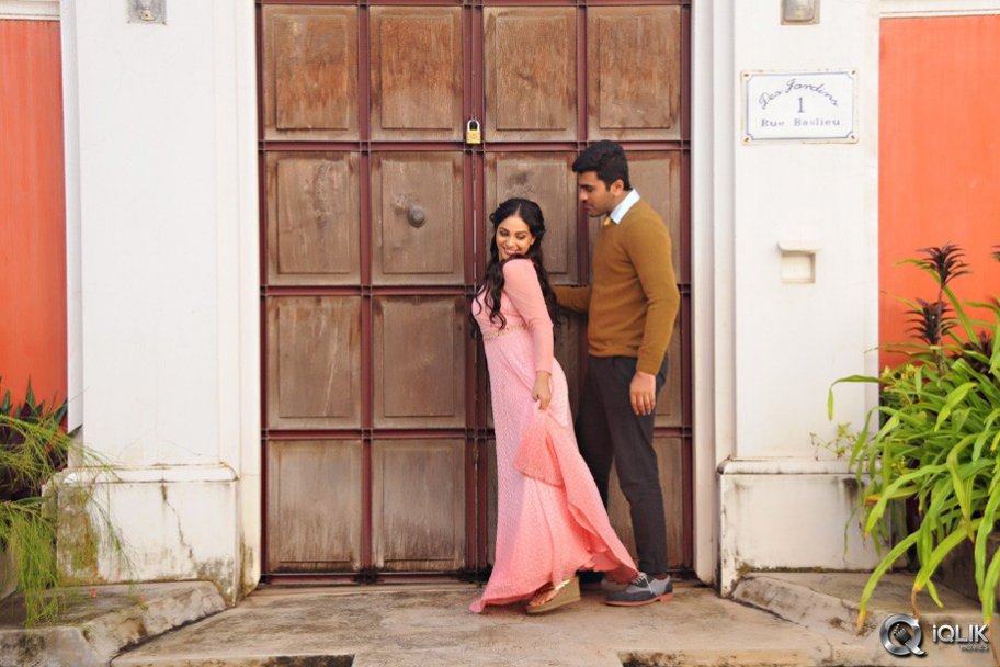 Malli Malli Idi Rani Roju